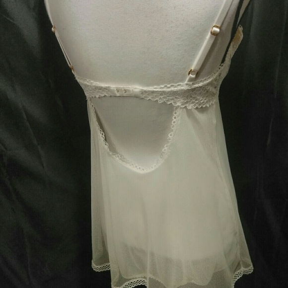 VICTORIA'S SECRET | [NwoT]Ivory Mesh Chemise! - Picture 2 of 8